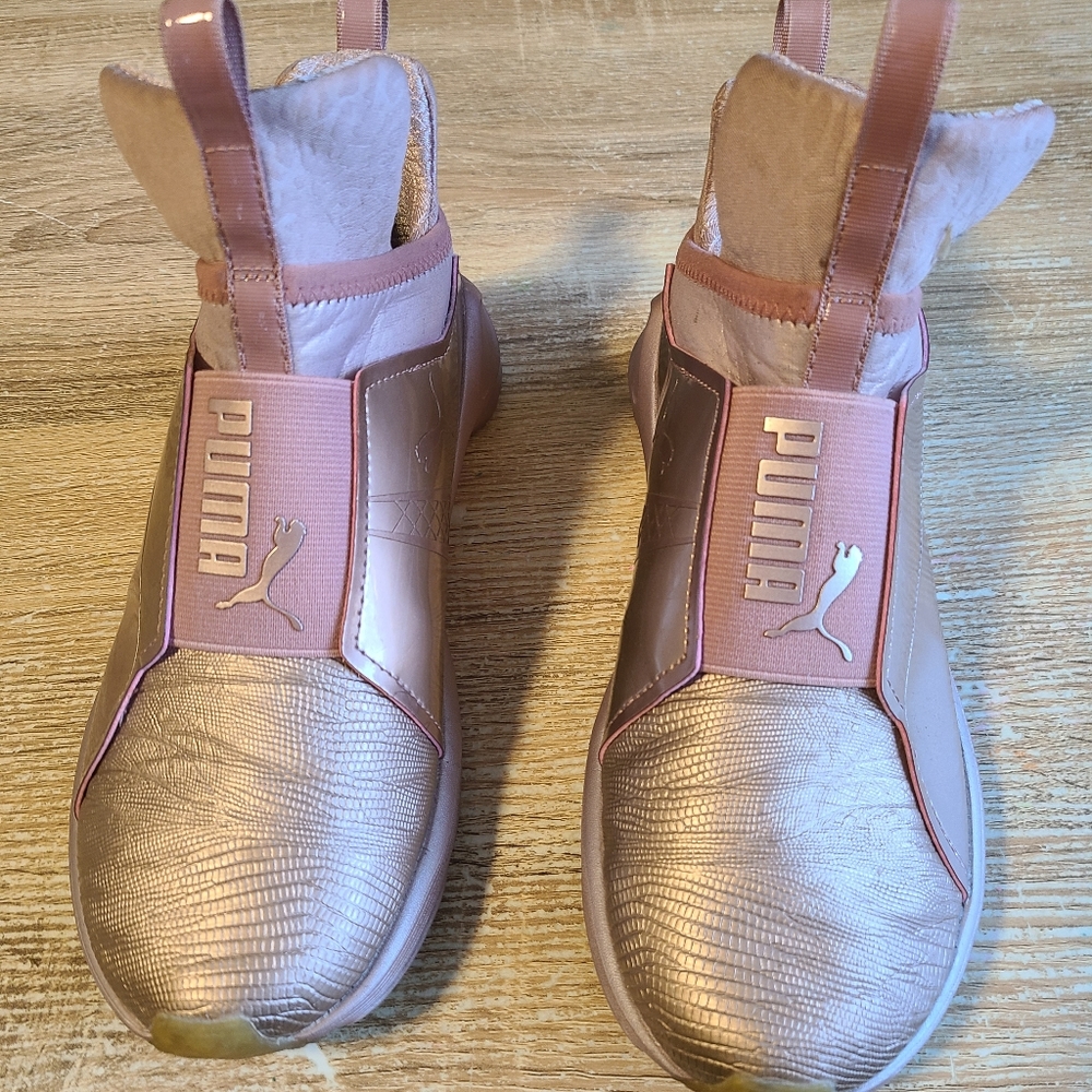 Kylie Jenner Puma gym shoes